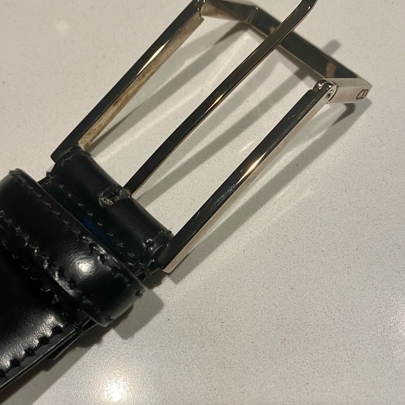 Dior men’s slim leather belt. Length 44 .Great to own ideal for as a gift option - Picture 7 of 10